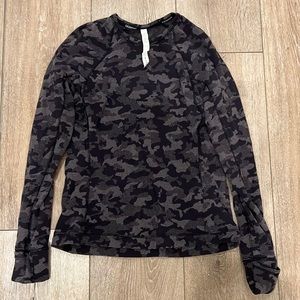 Lululemon exercise top